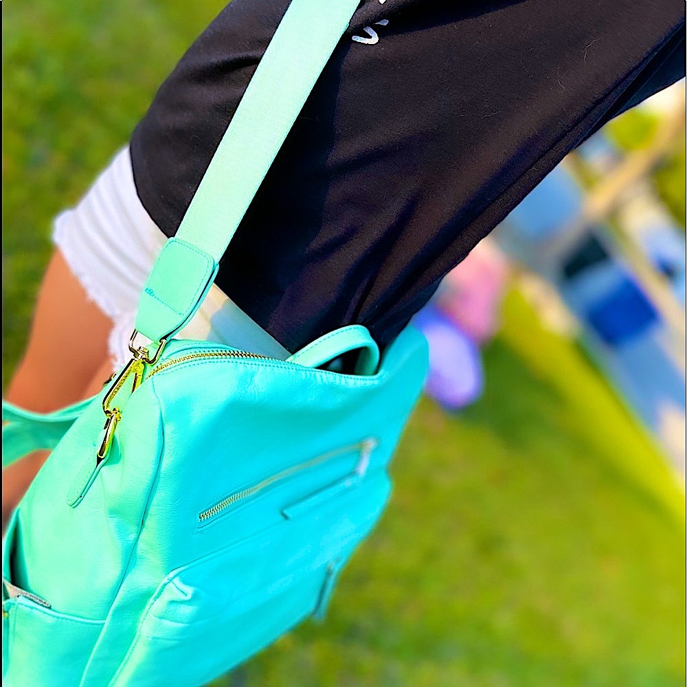 🆕🩵CLASSY CLOTH: MINT Backpack - Picture 2 of 7